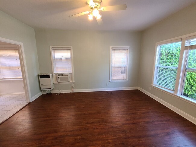 Building Photo - Sunfield Properties