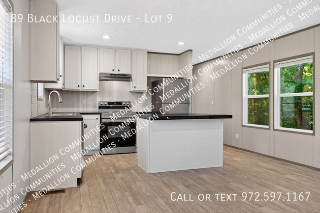 Building Photo - 89 Black Locust Dr