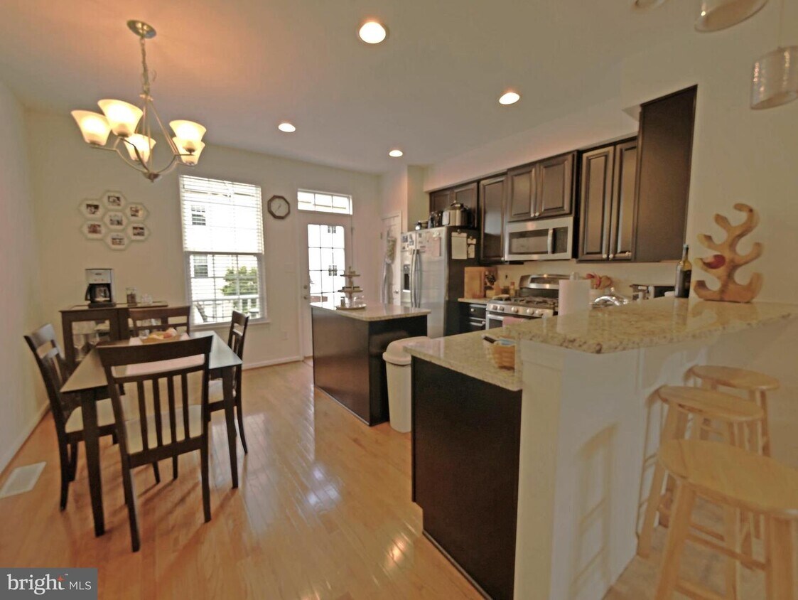 9 Stevens Ct, Somerdale, NJ 08083 Townhome Rentals in Somerdale NJ