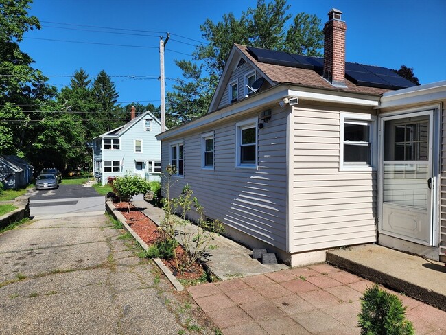 Building Photo - 25 Eddy St
