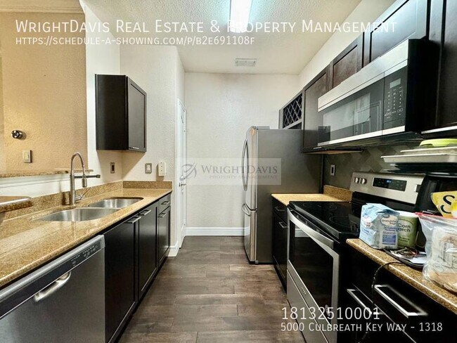 Foto del edificio - 5000 Culbreath Key Way