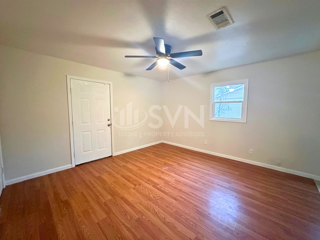 Building Photo - 1210 Athey Rd