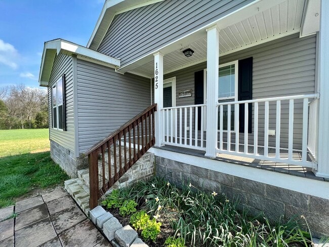 Foto del edificio - Beautiful 3Br 2Ba Mini Farm, Minutes Outsi...