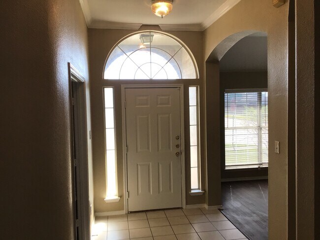 Building Photo - 4728 Sunflower Drive