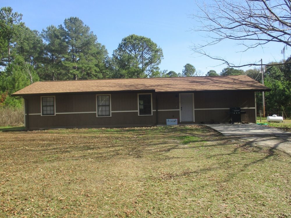 Primary Photo - 3/2 High Springs Lease Pending