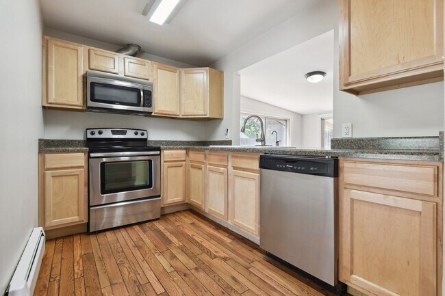 Foto del edificio - 2 Bedroom single family home in Lakewood