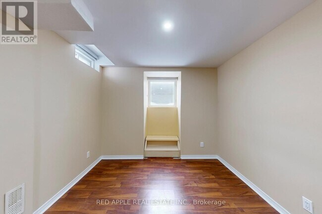 Photo du bâtiment - 50 Pergola Way