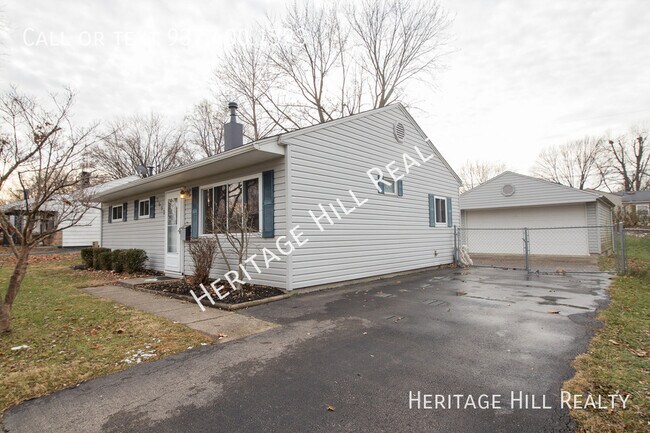 Building Photo - Updated 3 Bedroom, 1 Bath Ranch House with...