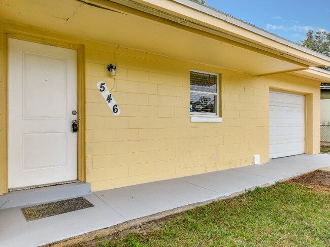 Building Photo - 546 Clarewood Blvd