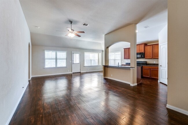 Building Photo - 4920 Lemon Grove Dr