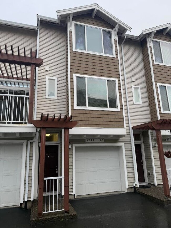 Building Photo - 8540 SW 147th Terrace