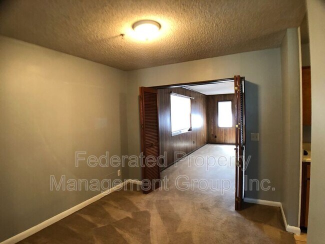 Building Photo - 5805 Buckley Dr
