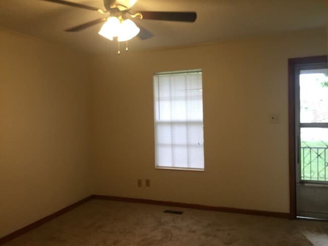 Foto del edificio - 125 Hiwassee Ave NE