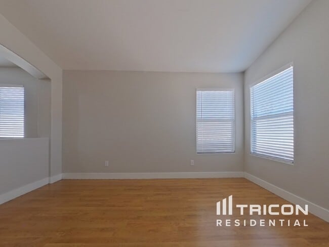 Building Photo - 9126 W Serrano St