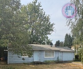 Building Photo - 235 NE 136th Ave