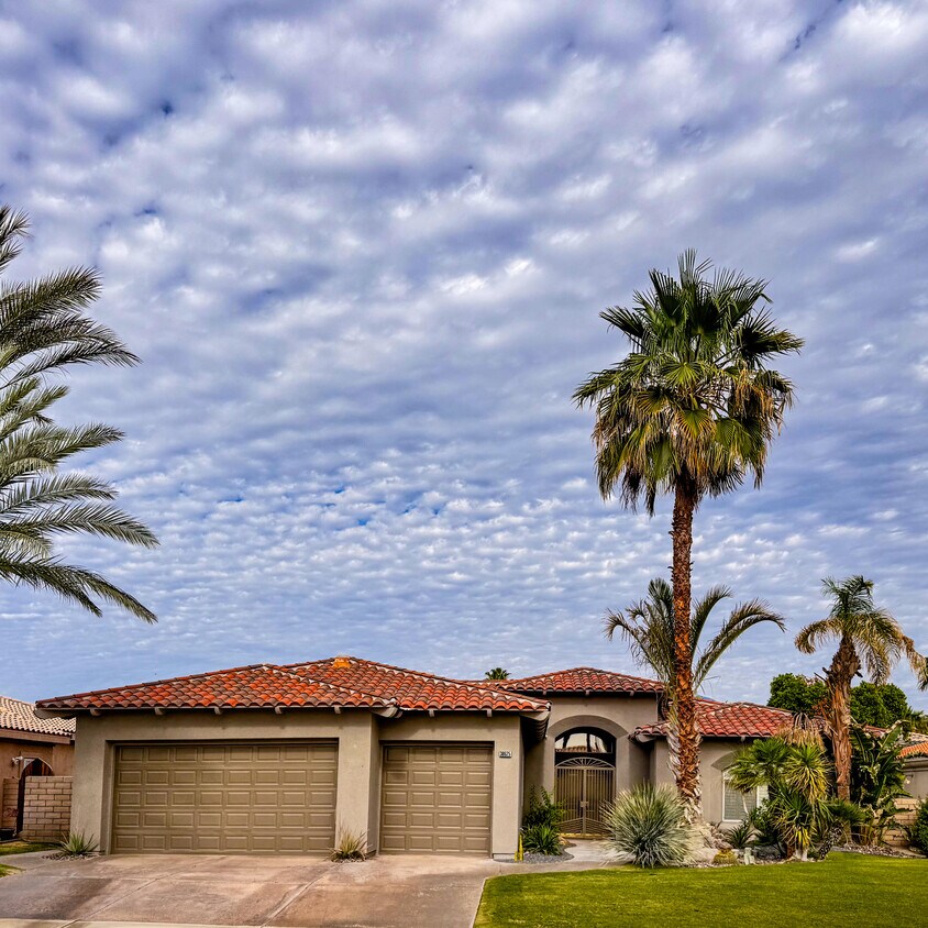 Primary Photo - 38625 Desert Mirage Dr