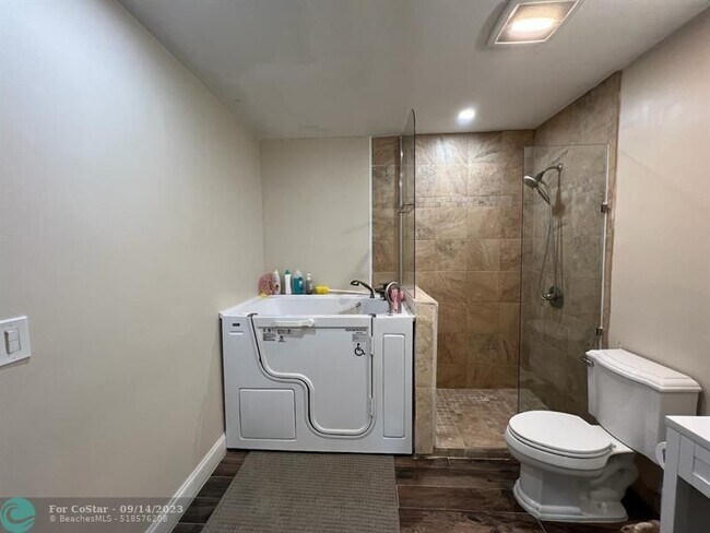 Building Photo - 4900 SW 168th Ave
