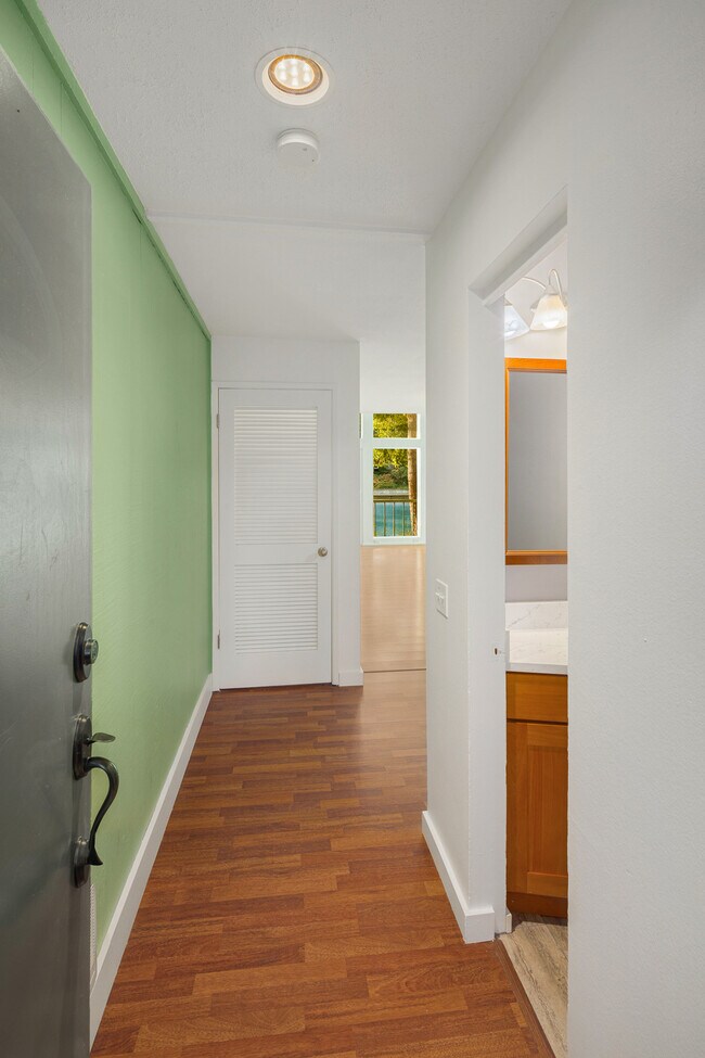 Foto del edificio - 6351 139th Pl NE