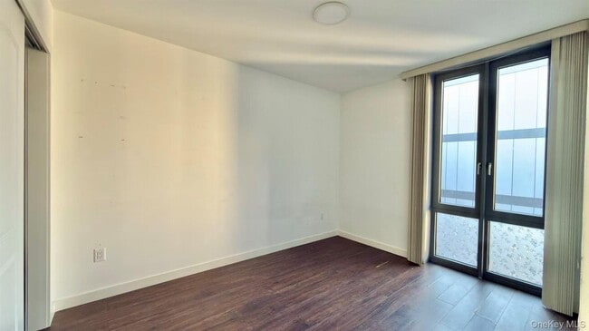 Foto del edificio - 144-27 Sanford Ave