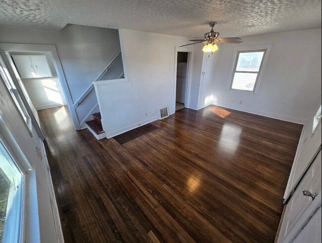 Foto del edificio - 3905 18th Ave