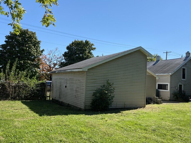 Foto del edificio - 6111 Rip Rap Rd