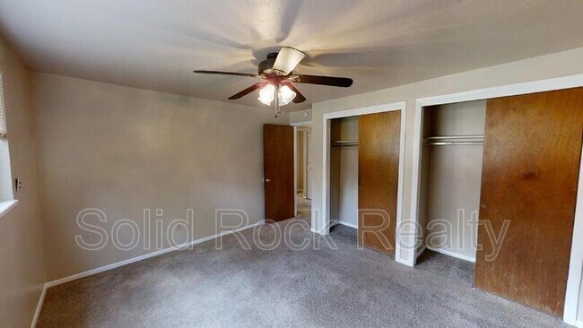 Foto del edificio - 1308 Tappan Cir