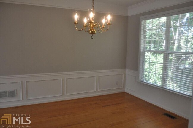 Foto del edificio - 5660 Oxborough Way