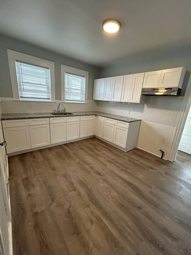 Foto del edificio - 460 Power Rd