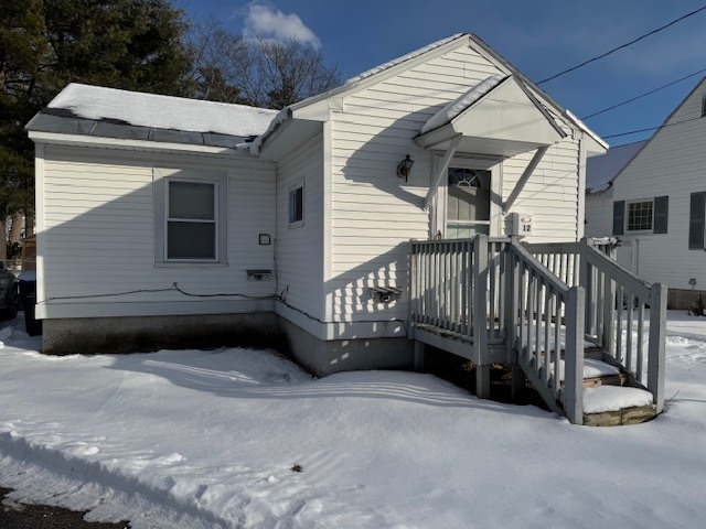 Foto del edificio - 12 Pine Ln