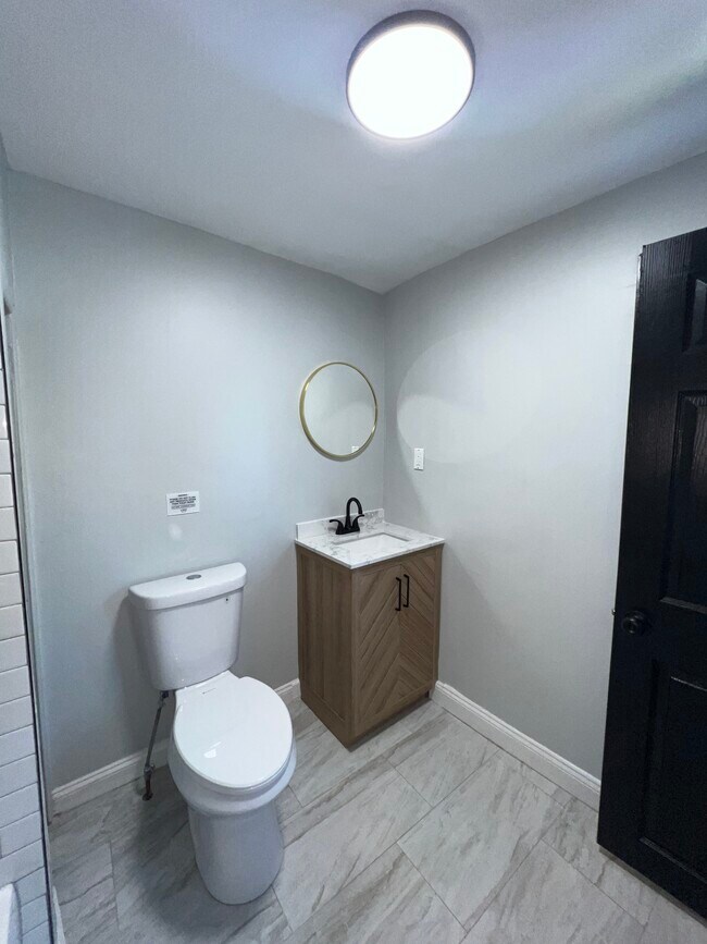 Foto del edificio - 2621 Price St