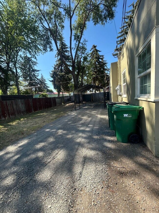 Foto del edificio - 3426 Cannon Ave