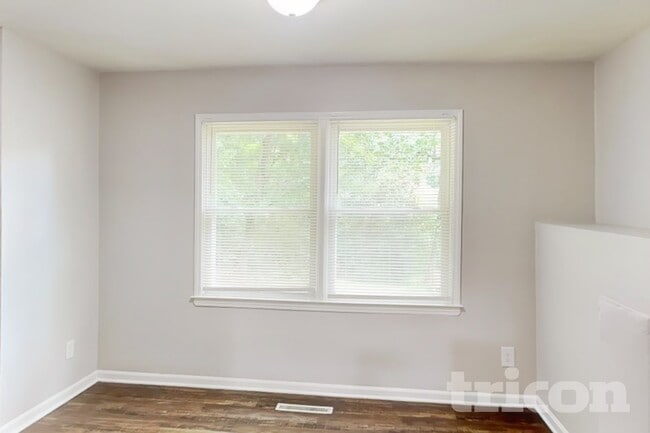 Building Photo - 6010 Sullins Rd