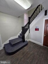 Building Photo - 604 W 20th St