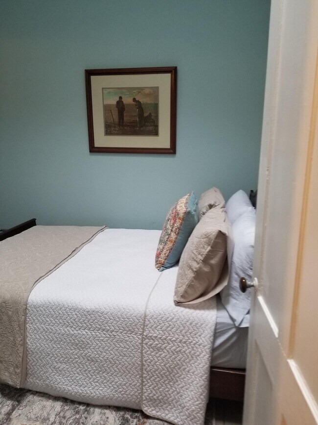 Foto del edificio - 47 W Main St