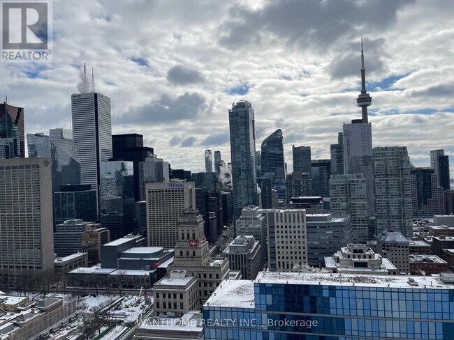 Photo du bâtiment - 230-3230 Simcoe St