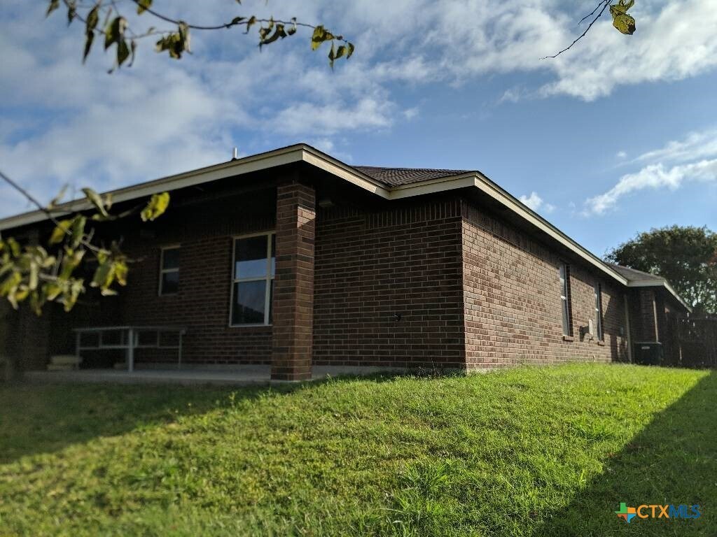 Foto del edificio - 1511 Powder River Dr