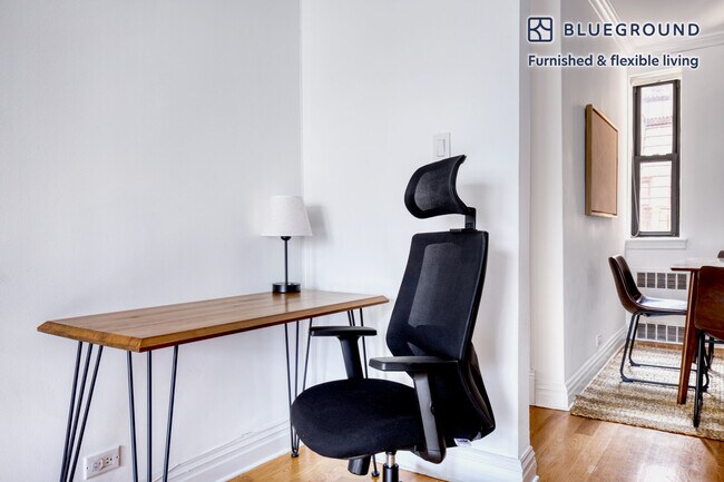 Foto del edificio - 108 W 15th St