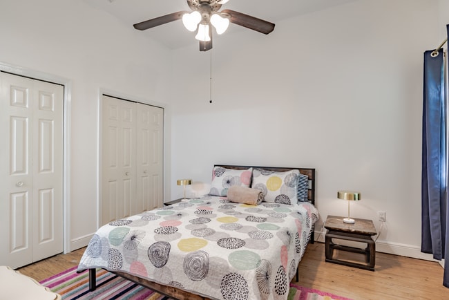 Back Bedroom - 161 State St