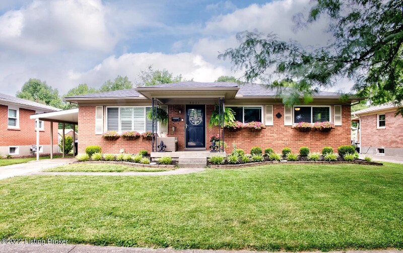 3031 Don Dee Dr, Louisville, KY 40220 House for Rent in Louisville