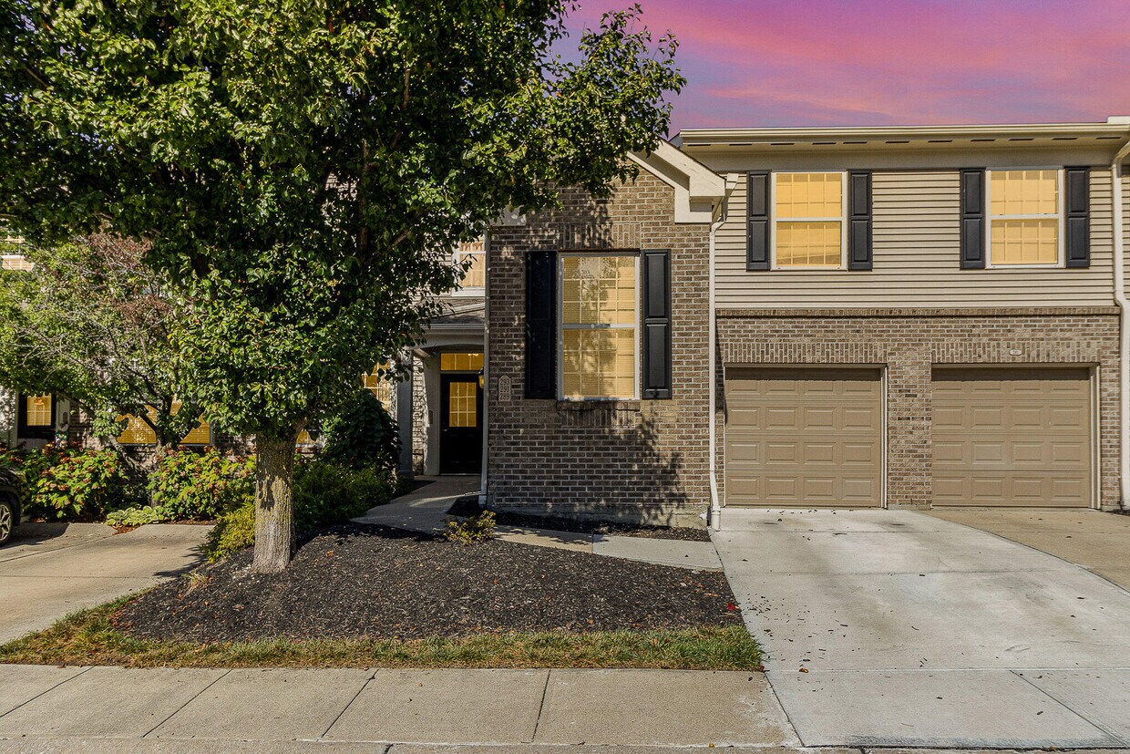 293 Skyview Ct, Ludlow, KY 41016 Condo for Rent in Ludlow, KY