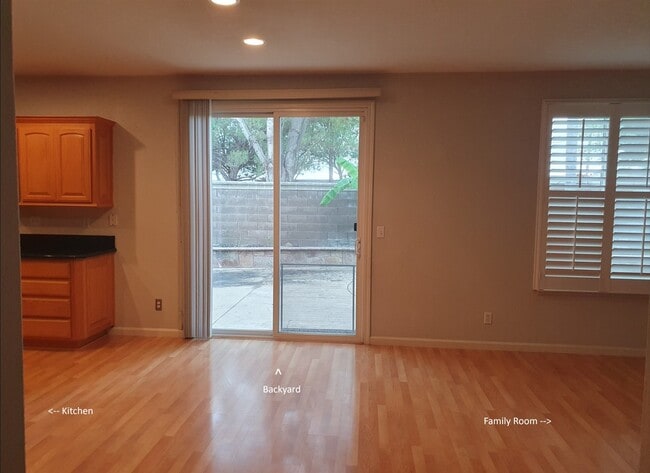 Foto del edificio - 2540 Crescent Way