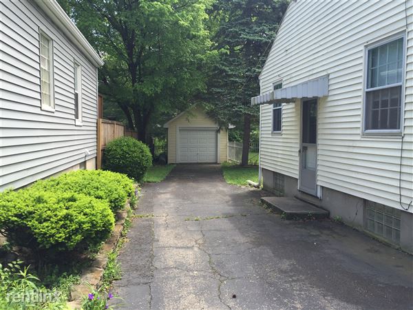 Building Photo - 7328 Juler Ave