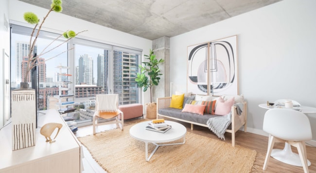 Building Photo - 172 N Desplaines St