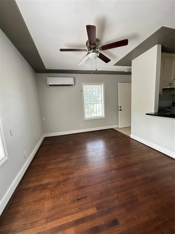 Foto del edificio - 7210 Hemlock St