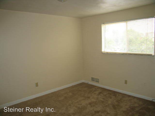 Building Photo - 1701 Nevada St