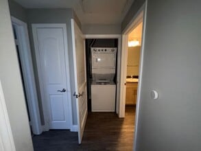 Interior Photo - Stadium House Apartments
