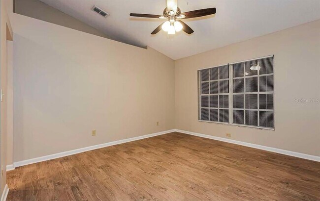 Foto del edificio - 620 Palmore Ct