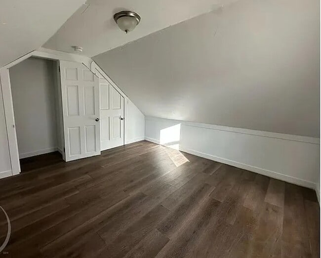 Building Photo - 34 Pleasant St