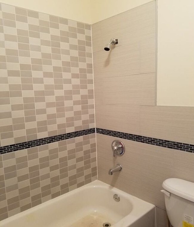 Foto del edificio - 66 Buffalo Ave