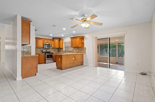 Foto del edificio - 9034 SW 163rd Terrace